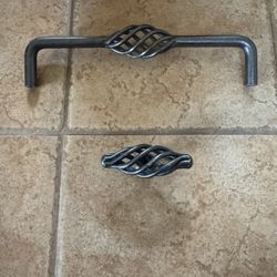 Cabinet Hardware