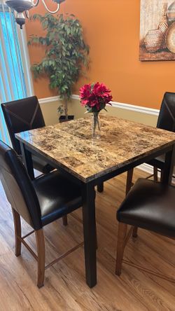 Square Dining Room Set with 4 chairs