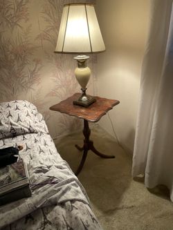 Vintage Table & Lamp