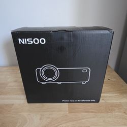 NISOO Projector + Large Projection Screen