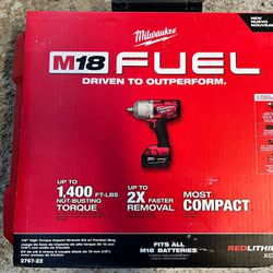 Milwaukee M18 FUEL 18V Lithium-Ion Brushless Cordless High-Torque 1/2 in. Impact Wrench w/Friction Ring Kit