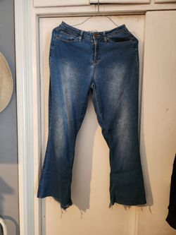 Fashion nova bootcut jeans Size 9