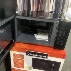 Microwave Oven 