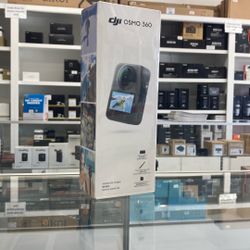 DJI Osmo 360 Adventure Combo