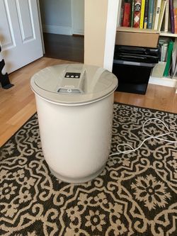 Electric towel warmer