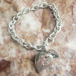 Heart ❤ Bracelet  Silver Tone