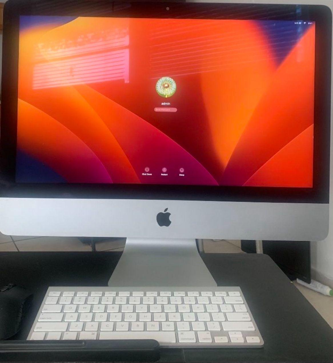 Apple I Mac Desktop Computer 