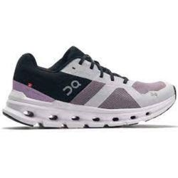 Women’s ON Cloud Runner’s in Heron/Black