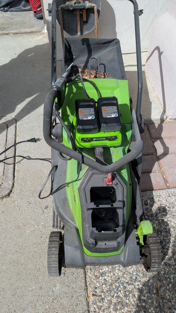 Green works Lawn Mower
