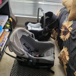 NUNA car Seats. 