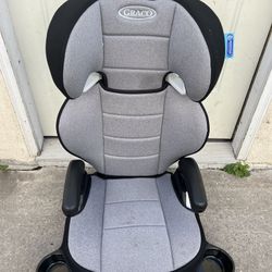 GRACO BOOSTER SEAT