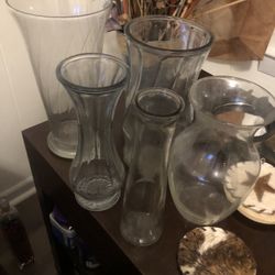 A Bundle of 5 Clear Flower vases (range from sizes 2 Dozen, down to Bud Vases)