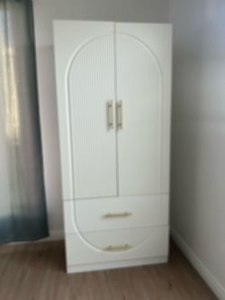 Beautiful white dresser
