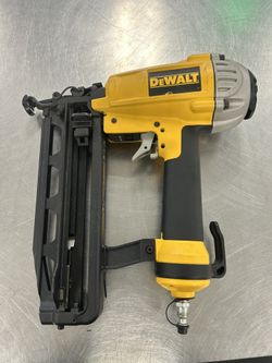 Dewalt Nailer