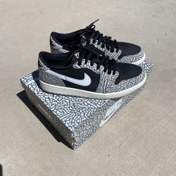 Nike Dunks 