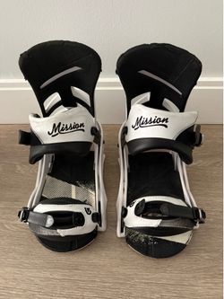 Burton mission snowboard binding