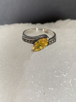 Silver 925 stamped ring size 6