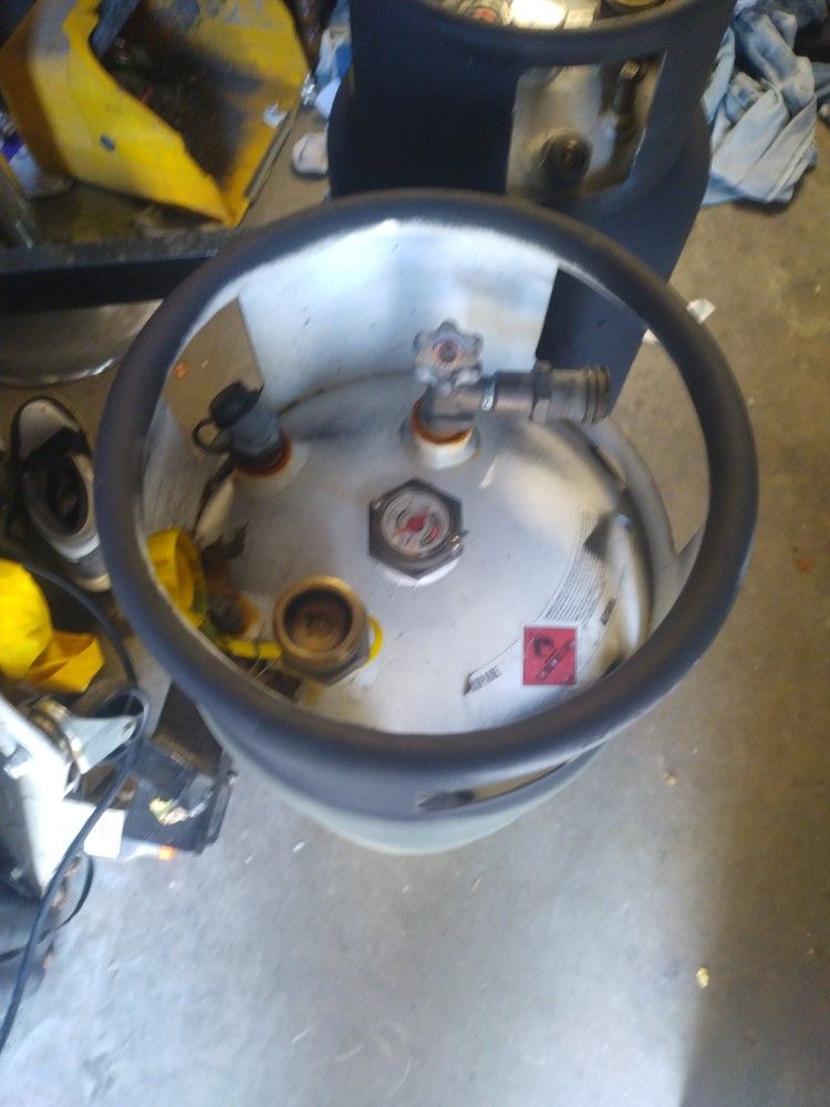 Certified Forklift Propane Tank