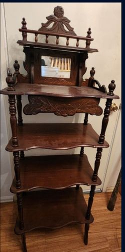 Victorian shelf