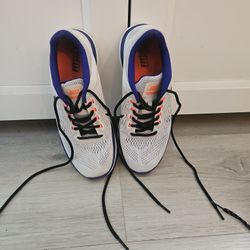 Womens Nike- Size 8