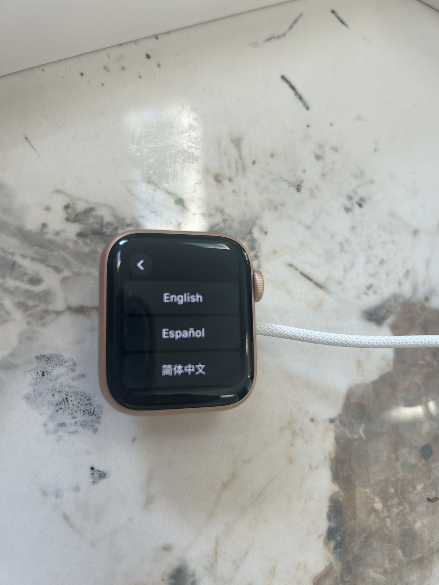 Apple Watch Series 4 40mm Smart Watches. Rose gold, like new. No flaws. Comes with everything
