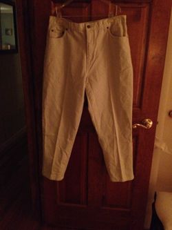 Bill Blass Jeanswear Size 16 - New W/O Tag.