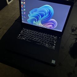 FAST Laptop i5 LOADED with Software!