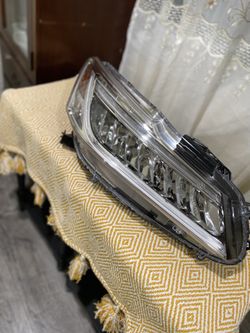 2016-2017 HONDA ACCORD FULL LED RIGHT HEADLIGHT OEM 