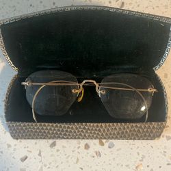 $50 antique vintage focals spectacles glasses with Case early 1900s Ful Vue collectible, eyes memorabilia historic Gold Metal Possibly Overlay
