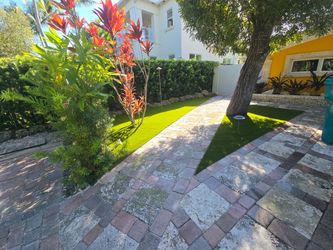 Artificial grass front yard installation services