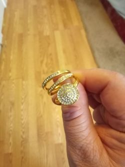 Size 9 14k gold ring set