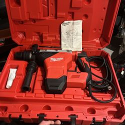 Milwaukee SDSmax 1 3/4 hammer drill