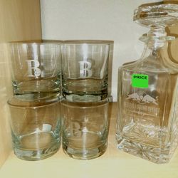 Red Bull Sound Select Decanter Set With 4 Whiskey Cups, Glass Bottle, Vessel, Flagon, Carafe