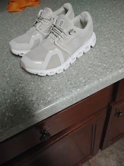 Women's on cloud sneakers