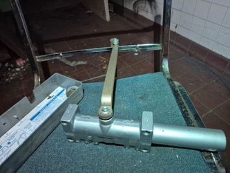 Norton series 7500 multi-size door closer