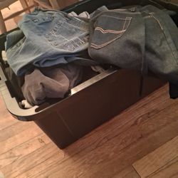 I HAVE LIKE 50 WOMEN'S PANTS $5 EACH PICK UP IN SUN VALLEY 