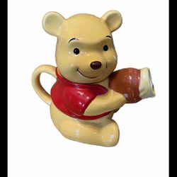 NEW UNUSED Vintage Disney Winnie the Pooh With Honey Pot Ceramic Teapot