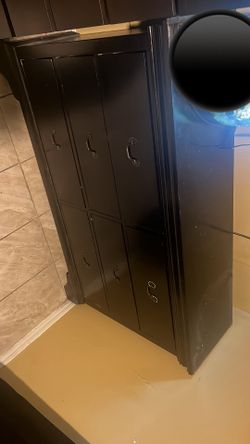 Black drawer