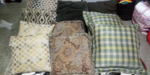 Pillows & Cushions