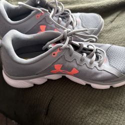 Women’s Under Armor Running Shoes Size 9.5