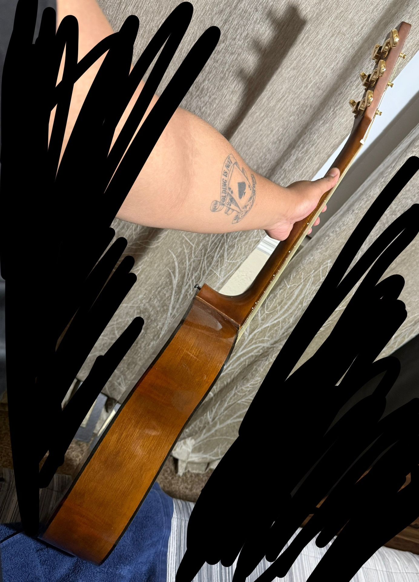 Yamaha F335 Acoustic Guitar $80 Firm