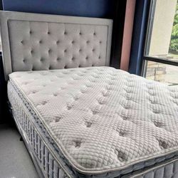 BRAND NEW MATTRESS (still in plastic)