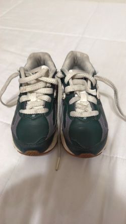 Boys NEW BALANCE shoes