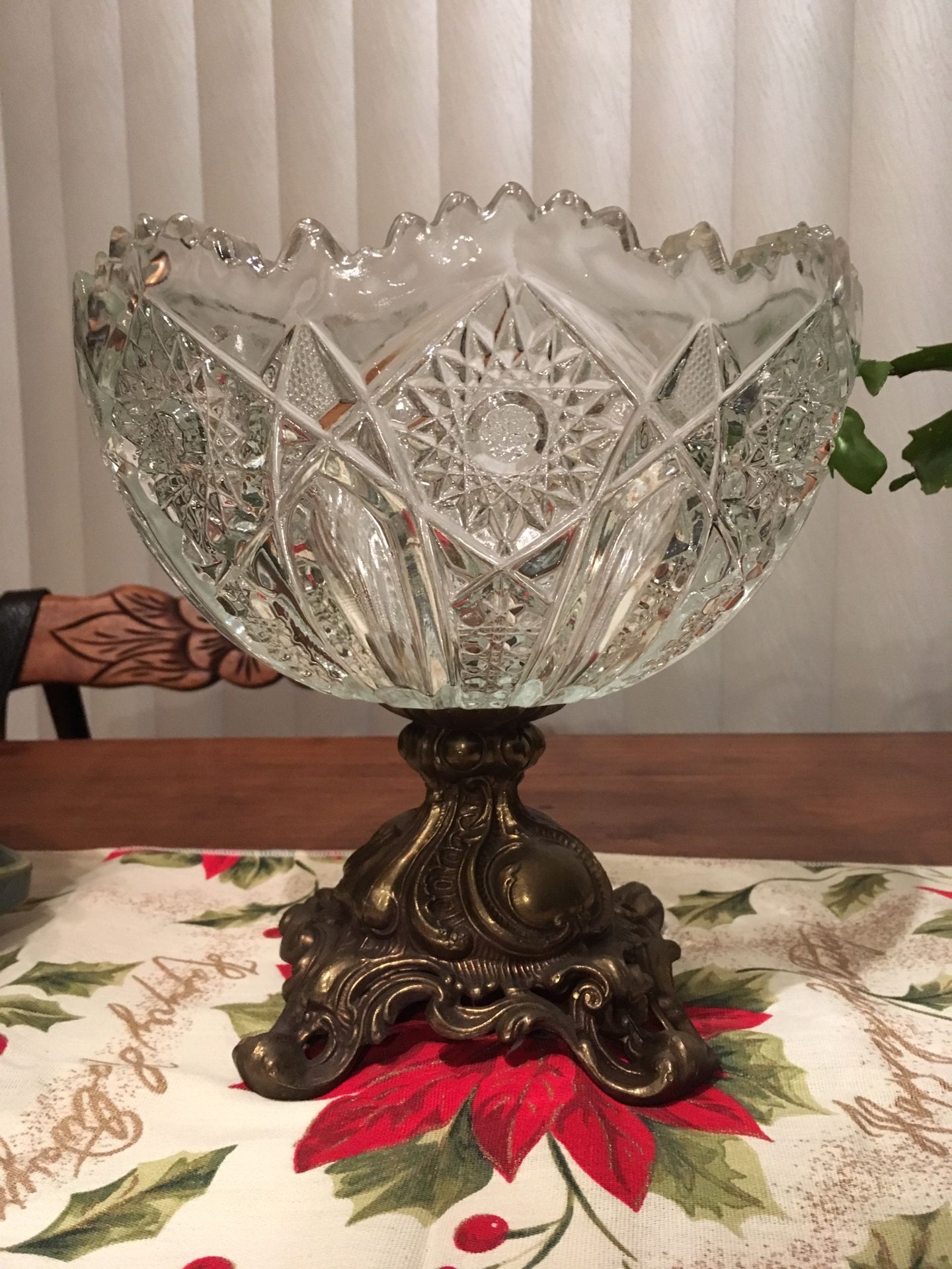 L & L lead crystal serving compote fruit bowl