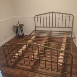 Bed Frame (Only) Queen Size