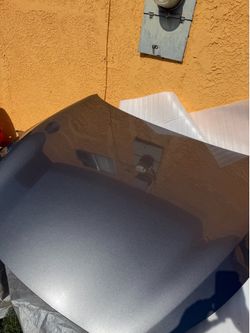 Q60 hood