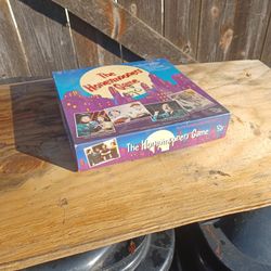1986 Honeymooners Board Game. Used