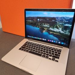 Apple Macbook Pro 15 Inch 2015