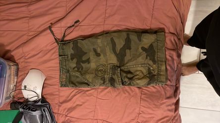 Men's Camo Cargo Shorts (36)