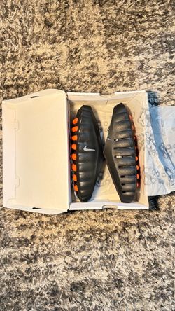 Nike Shox Sneakers Black Orange